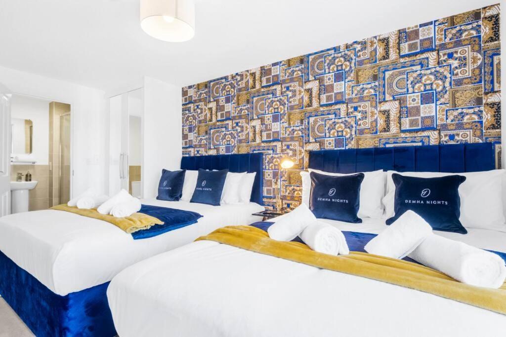 The Versace Suite With 4 Beds And Secure Free Parking Birmingham Exterior foto